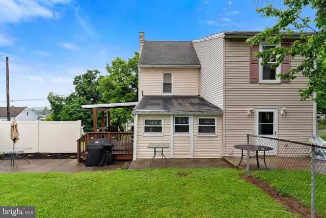 412 APPLE AVE, Middletown, PA 17057