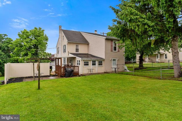 412 APPLE AVE, Middletown, PA 17057