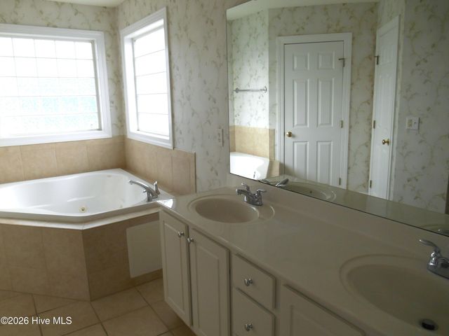 308 Barrel Drive, Winterville, NC 28590