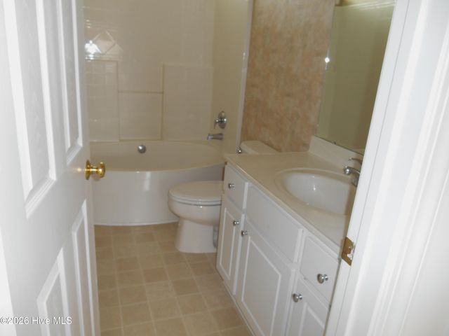 308 Barrel Drive, Winterville, NC 28590
