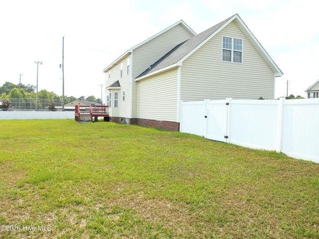 308 Barrel Drive, Winterville, NC 28590