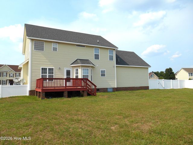 308 Barrel Drive, Winterville, NC 28590