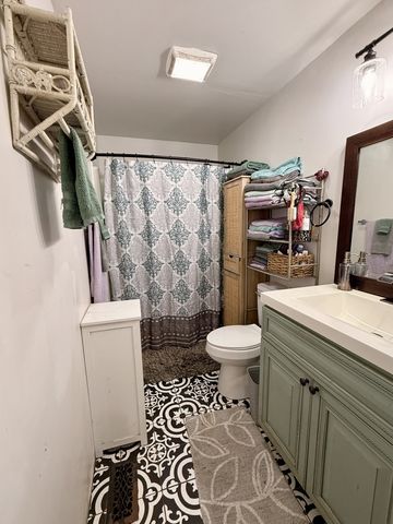 374 State Line Rd, Loretto, TN 38469
