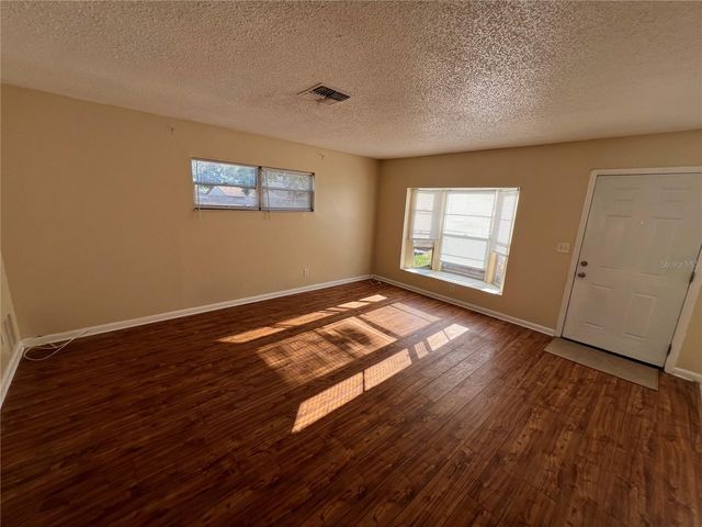 2983 62ND AVENUE N, St Petersburg, FL 33702