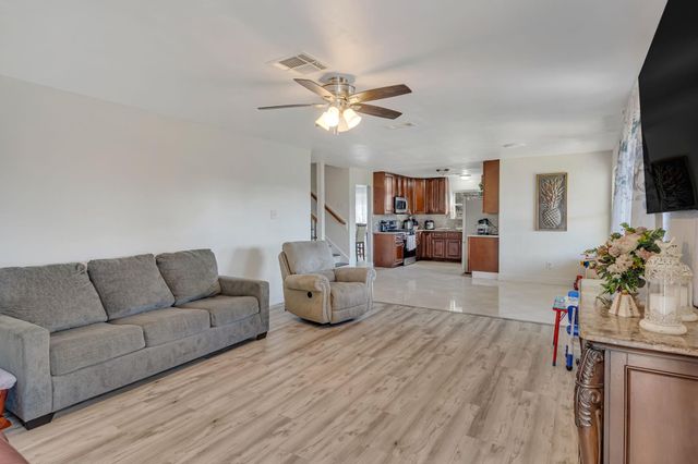 20051 Crescent Creck Drive, Katy, TX 77449