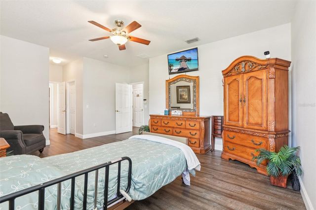 5504 LAKE LETA BOULEVARD, Tampa, FL 33624