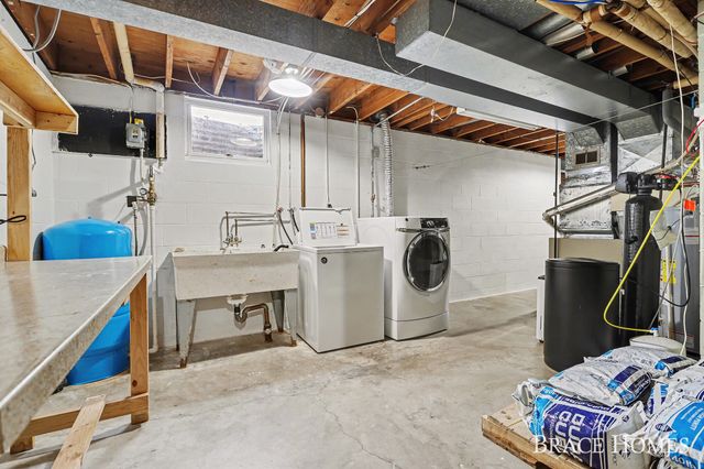 6835 Country View Drive, Kalamazoo, MI 49009