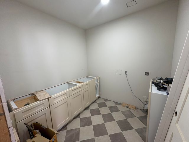 5064 E Ferdinand Court, Springfield, MO 65802