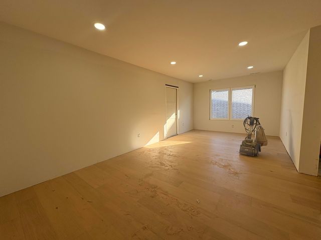 5064 E Ferdinand Court, Springfield, MO 65802