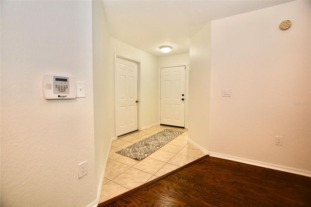 895 NORMANDY TRACE ROAD 895, Tampa, FL 33602