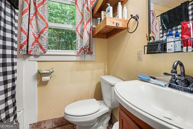629 N Mcdonough Road, Griffin, GA 30223