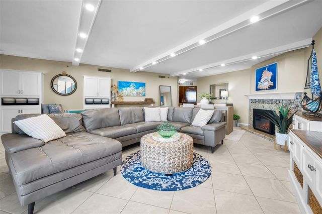 1660 GULF BOULEVARD 1007, Clearwater Beach, FL 33767