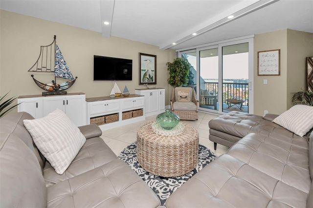 1660 GULF BOULEVARD 1007, Clearwater Beach, FL 33767