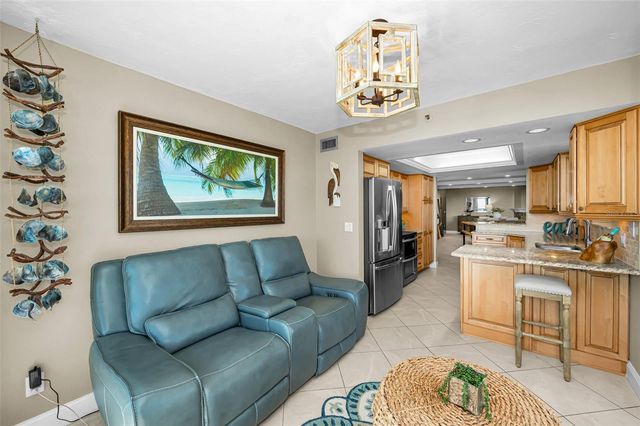 1660 GULF BOULEVARD 1007, Clearwater Beach, FL 33767