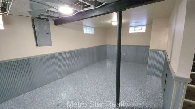 315 N Minerva Avenue, Royal Oak, MI 48067