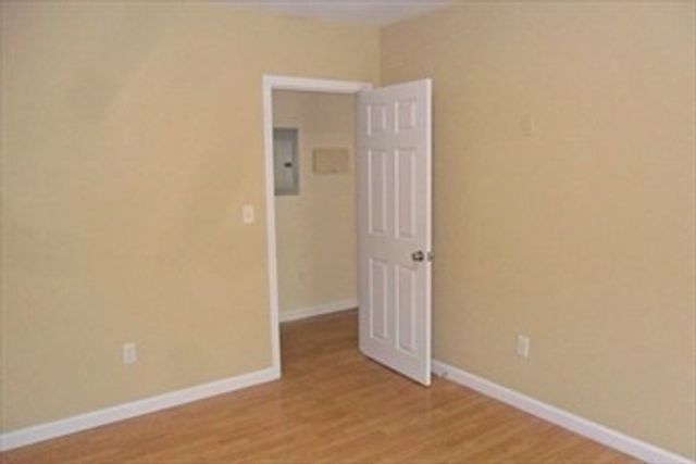 848 Waverly St 4, Framingham, MA 01702
