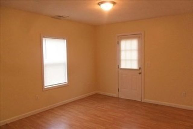 848 Waverly St 4, Framingham, MA 01702