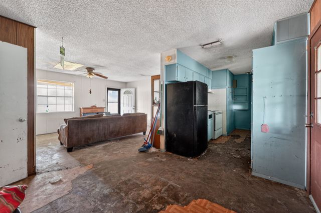 401 Peach Street, Sanger, TX 76266