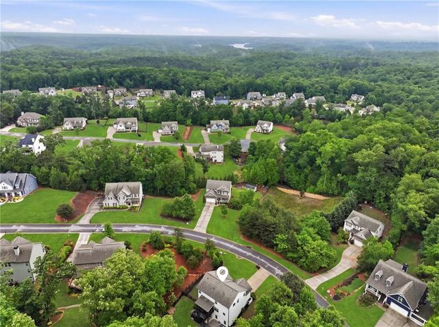 6175 Providence Lake Drive, Gainesville, GA 30506