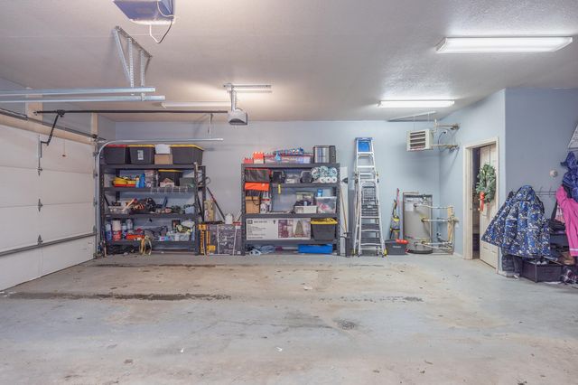 2418 GOLF COURT, North Pole, AK 99705