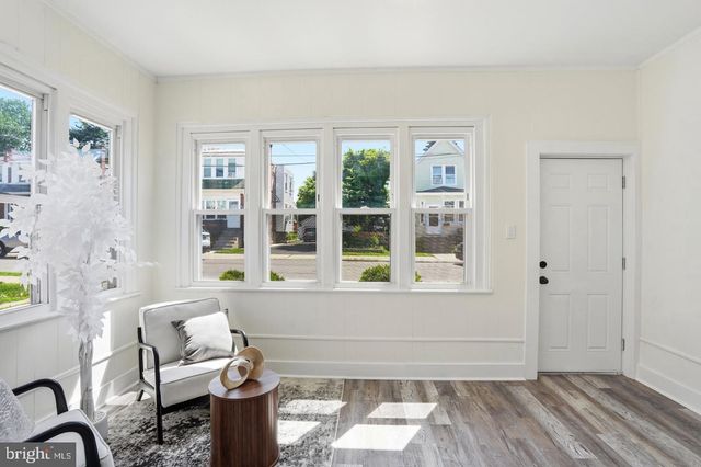 917 OAKMONT ST, Philadelphia, PA 19111
