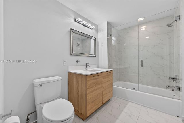 16385 Biscayne Blvd 2920, North Miami Beach, FL 33160