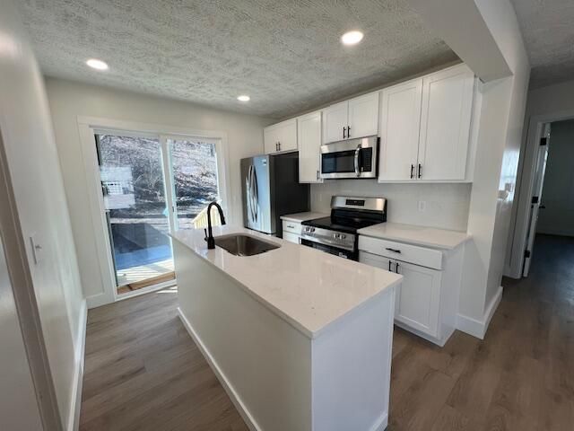 235 E ORCHARD Avenue, Council Bluffs, IA 51503