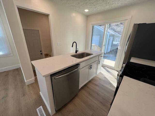 235 E ORCHARD Avenue, Council Bluffs, IA 51503