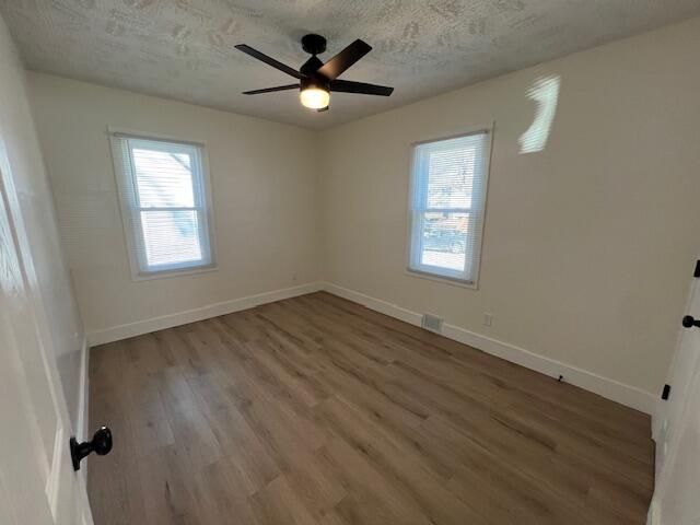 235 E ORCHARD Avenue, Council Bluffs, IA 51503