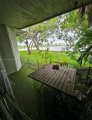 3465 NW 44th St 103, Oakland Park, FL 33309