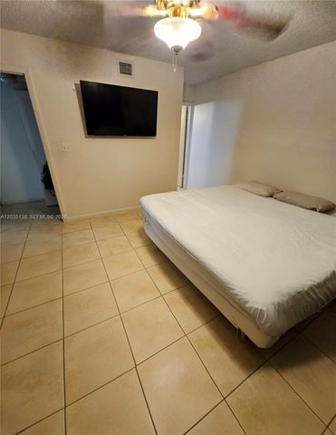 3465 NW 44th St 103, Oakland Park, FL 33309