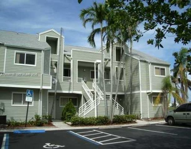 3465 NW 44th St 103, Oakland Park, FL 33309