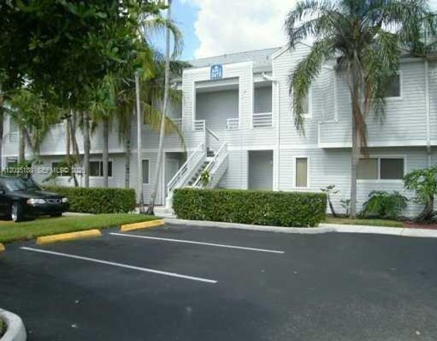 3465 NW 44th St 103, Oakland Park, FL 33309