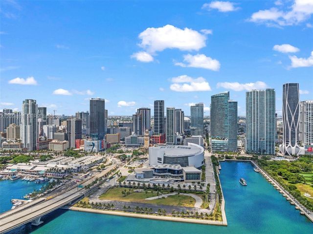 159 NE 6th St 5008, Miami, FL 33132