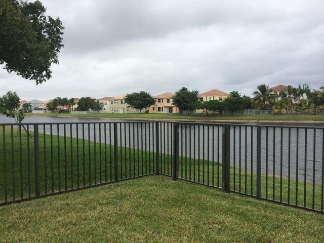 9015 Alexandra Circle, Wellington, FL 33414