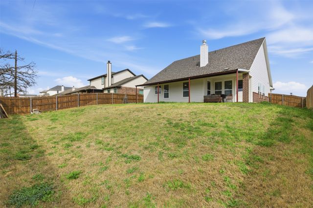 801 Taliaferro Trail, Springtown, TX 76082