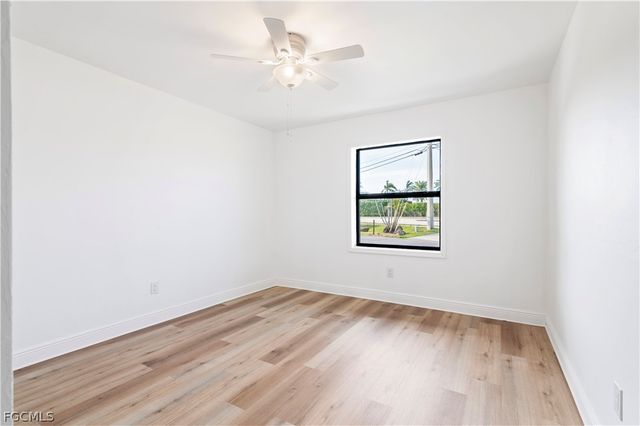 10022 Oxfordshire LN 101, Fort Myers, FL 33908