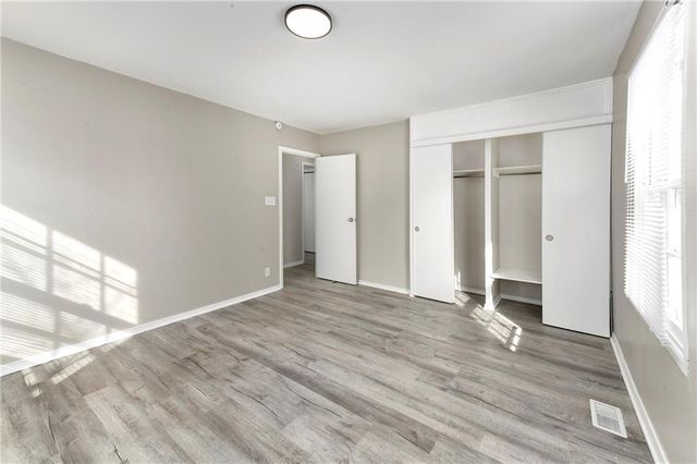 6307 E 153RD Street, Grandview, MO 64030