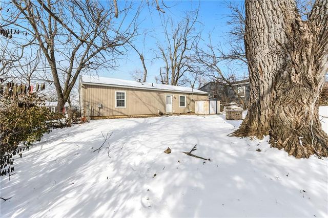 6307 E 153RD Street, Grandview, MO 64030