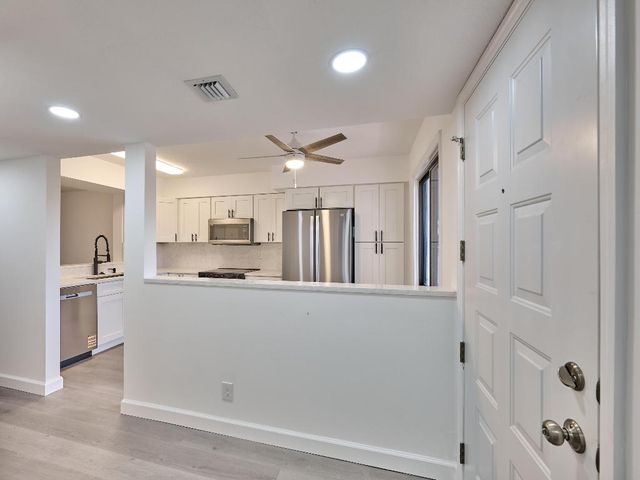 6193 Pointe Regal Circle 306, Delray Beach, FL 33484