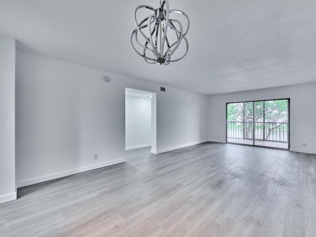 6193 Pointe Regal Circle 306, Delray Beach, FL 33484