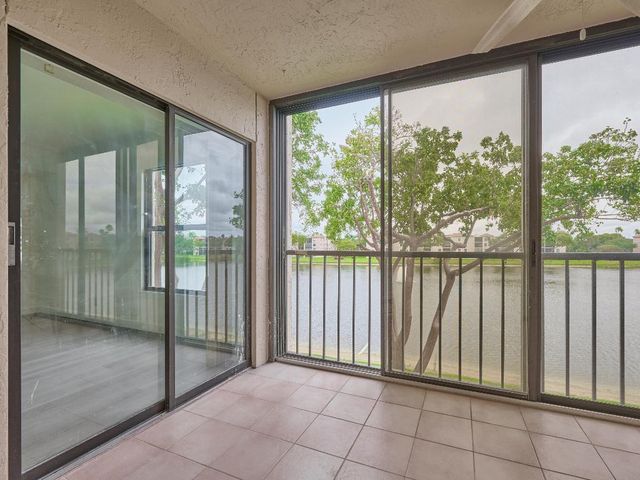 6193 Pointe Regal Circle 306, Delray Beach, FL 33484