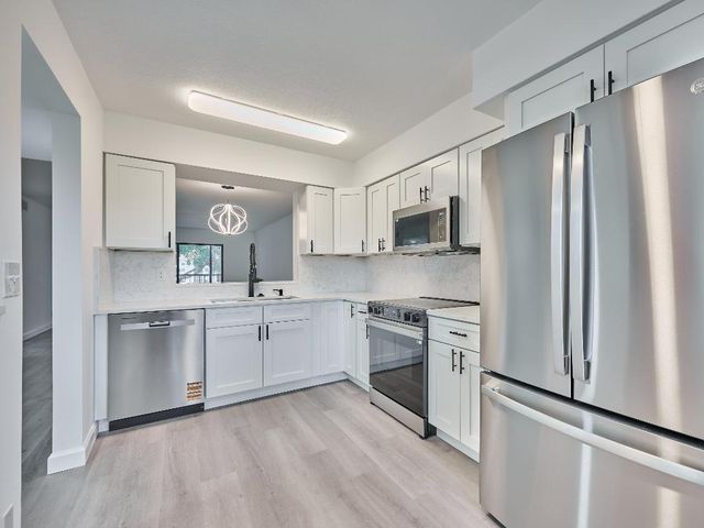 6193 Pointe Regal Circle 306, Delray Beach, FL 33484