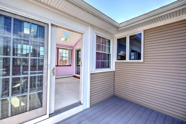 794 County, Seekonk, MA 02771