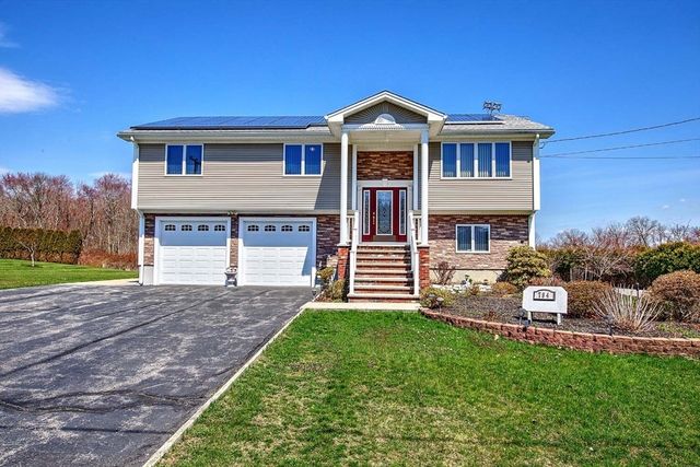 794 County, Seekonk, MA 02771