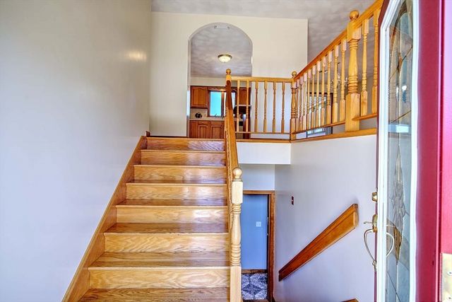 794 County, Seekonk, MA 02771