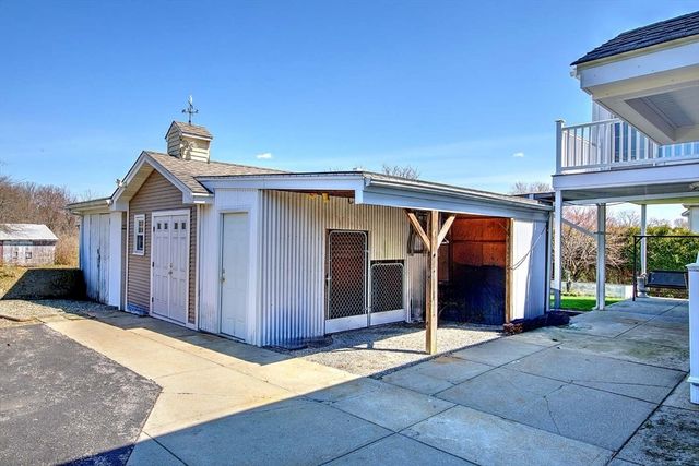 794 County, Seekonk, MA 02771