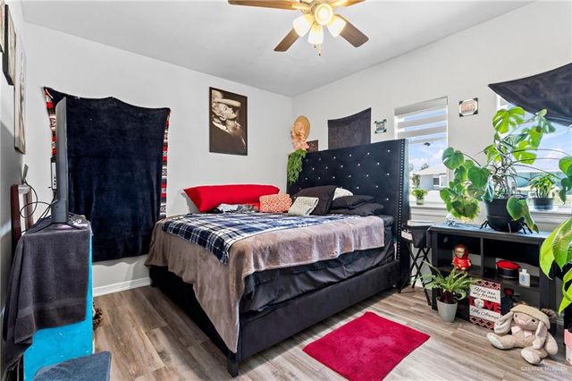 1904 E Ridgeway Circle, Edinburg, TX 78542