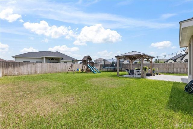 1904 E Ridgeway Circle, Edinburg, TX 78542