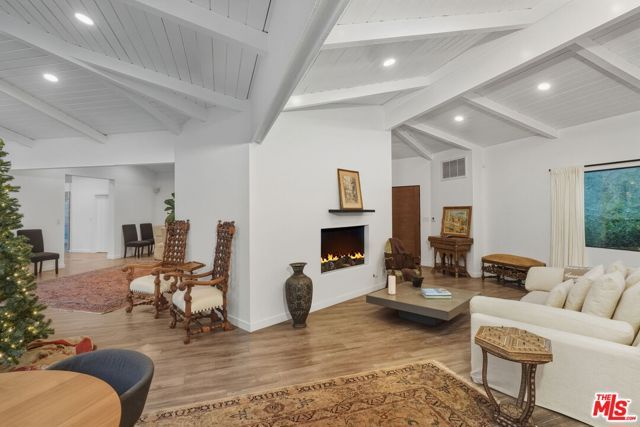 13019 Sky Valley Road, Los Angeles, CA 90049